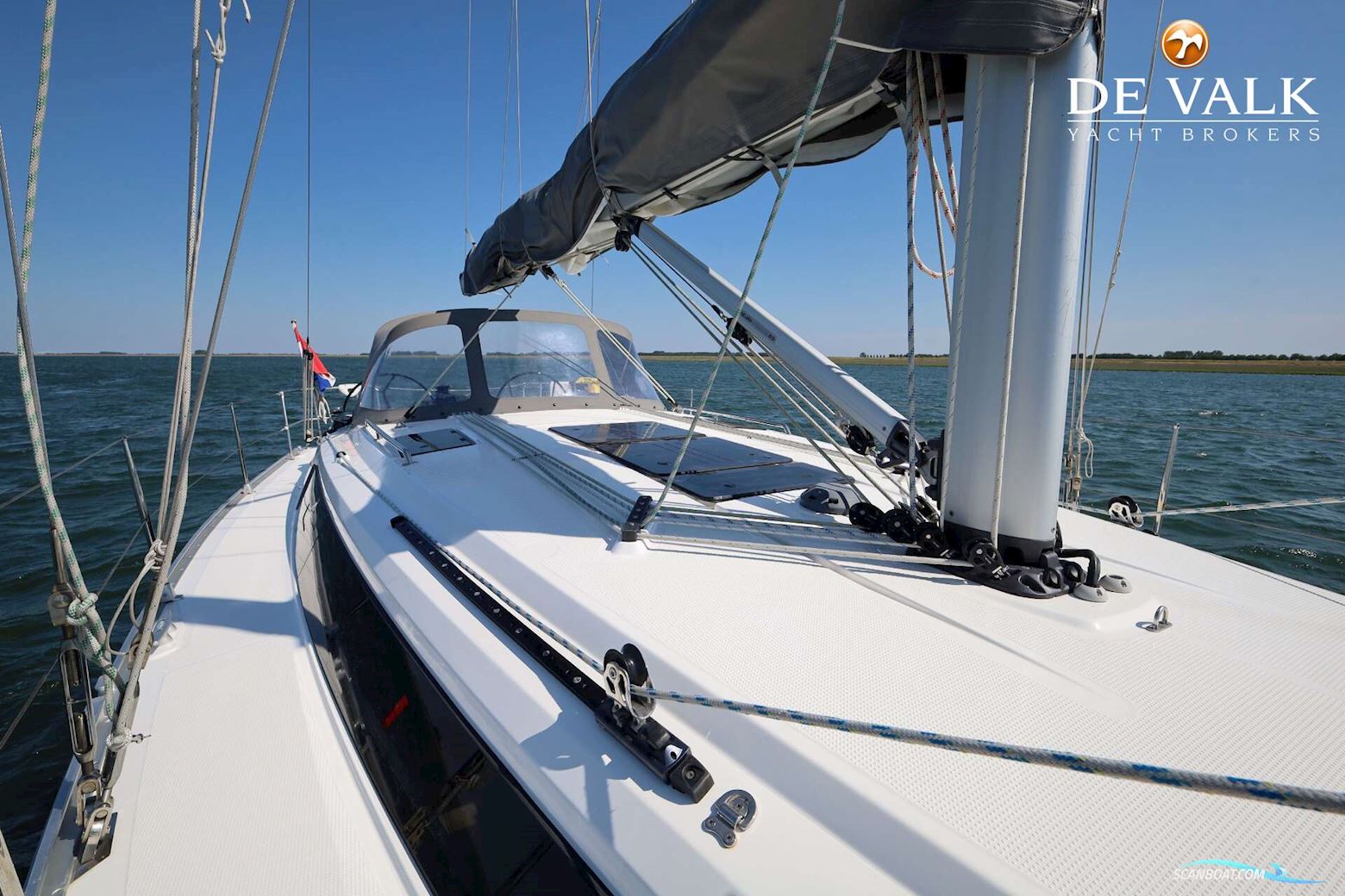 Bavaria Cruiser 37