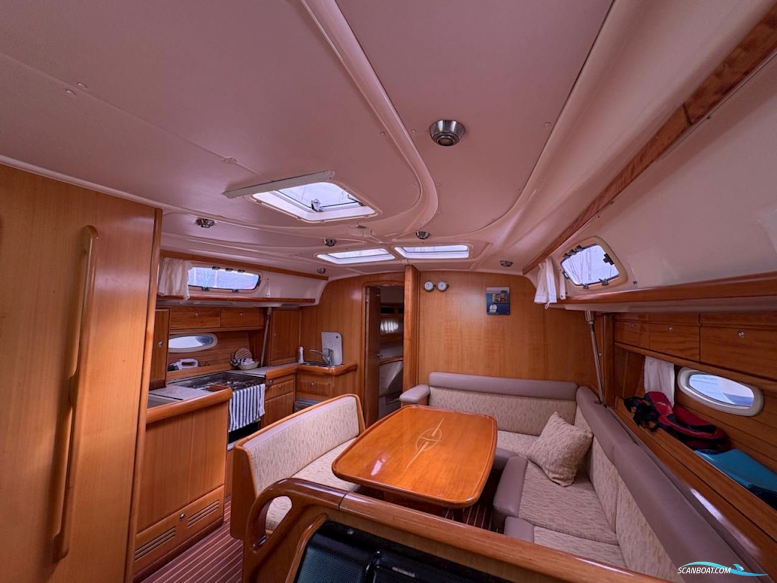 Bavaria Cruiser 42