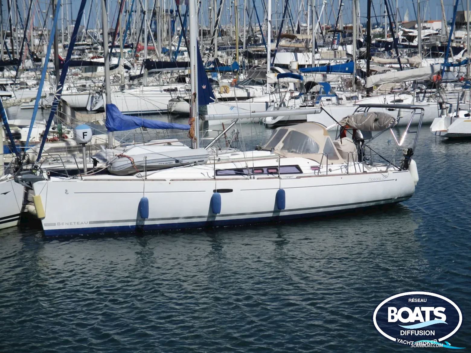 Benetau BENETEAU OCEANIS 37 Sailingboat 2009, with YANMAR engine, France