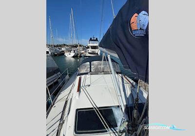 Beneteau 323 Sailingboat 2004, with Yanmar engine, United Kingdom