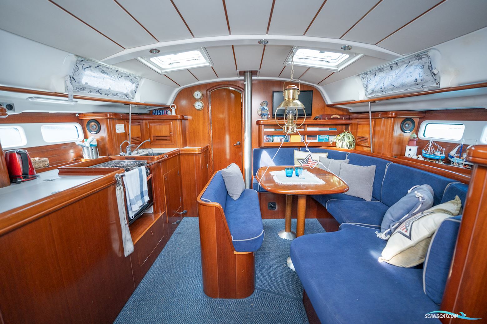 Beneteau 411 Celebration