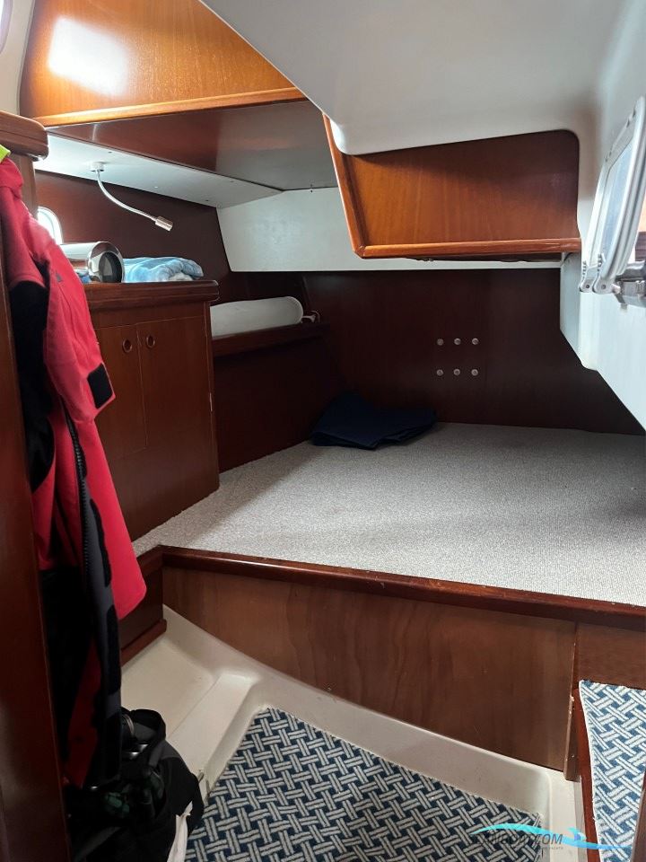 Beneteau 50 - Custom Made Decksalon