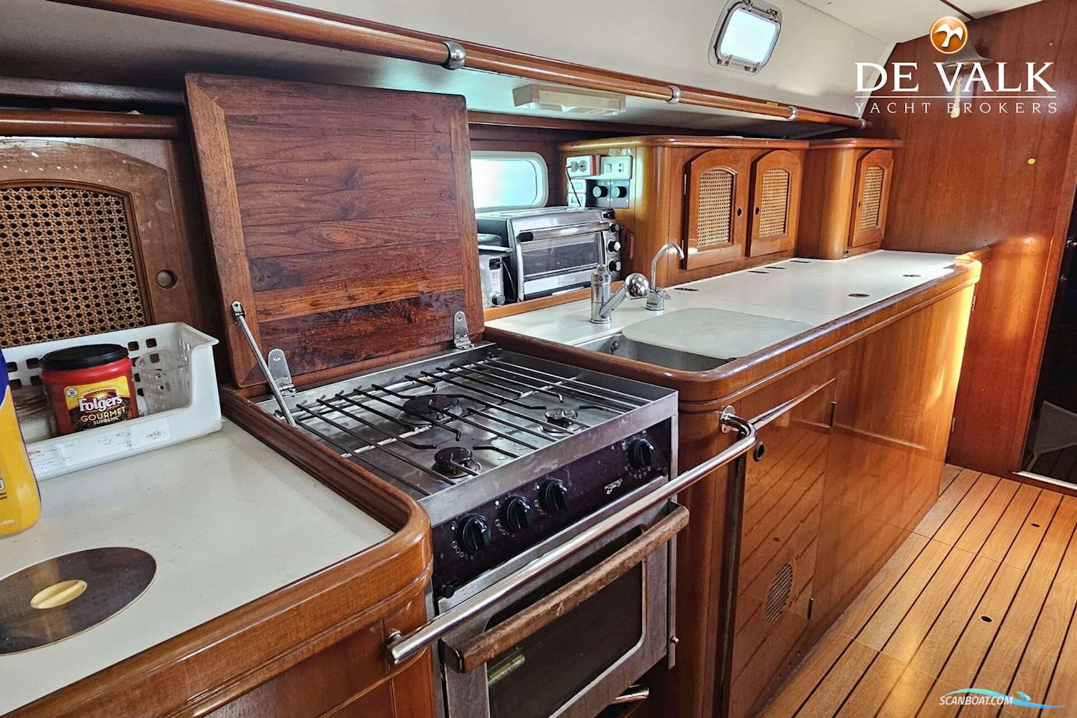 Beneteau 50