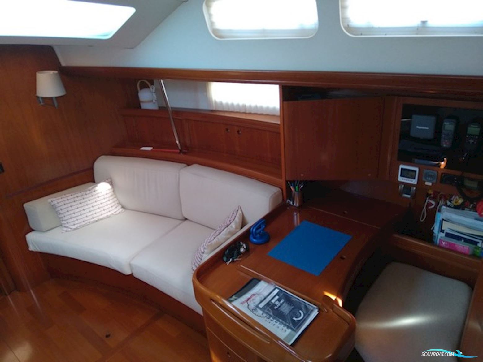 Beneteau 57