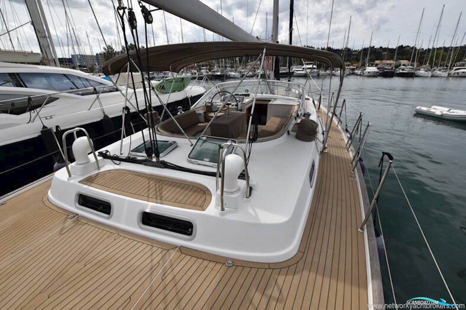 Beneteau 57
