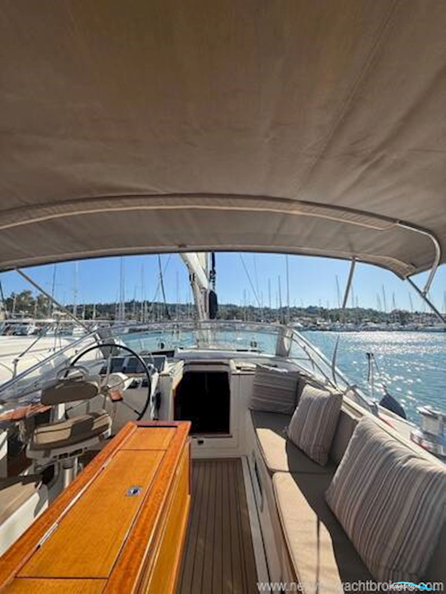 Beneteau 57
