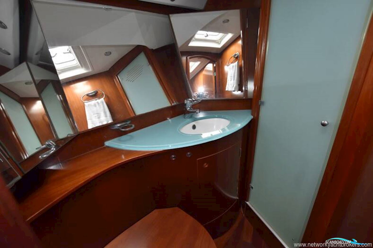 Beneteau 57