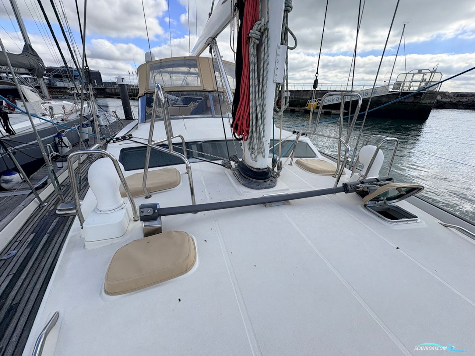 Beneteau 57