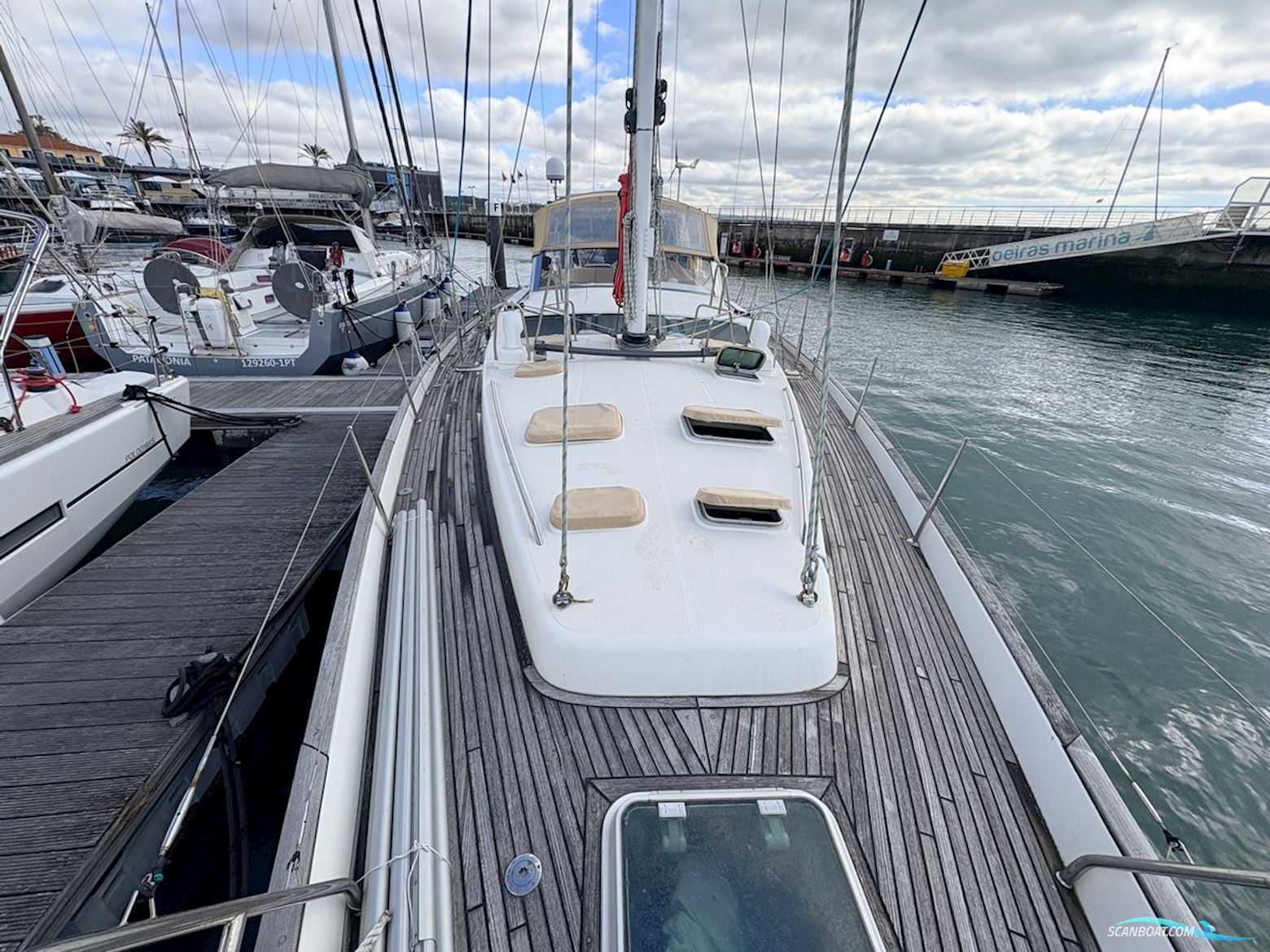 Beneteau 57
