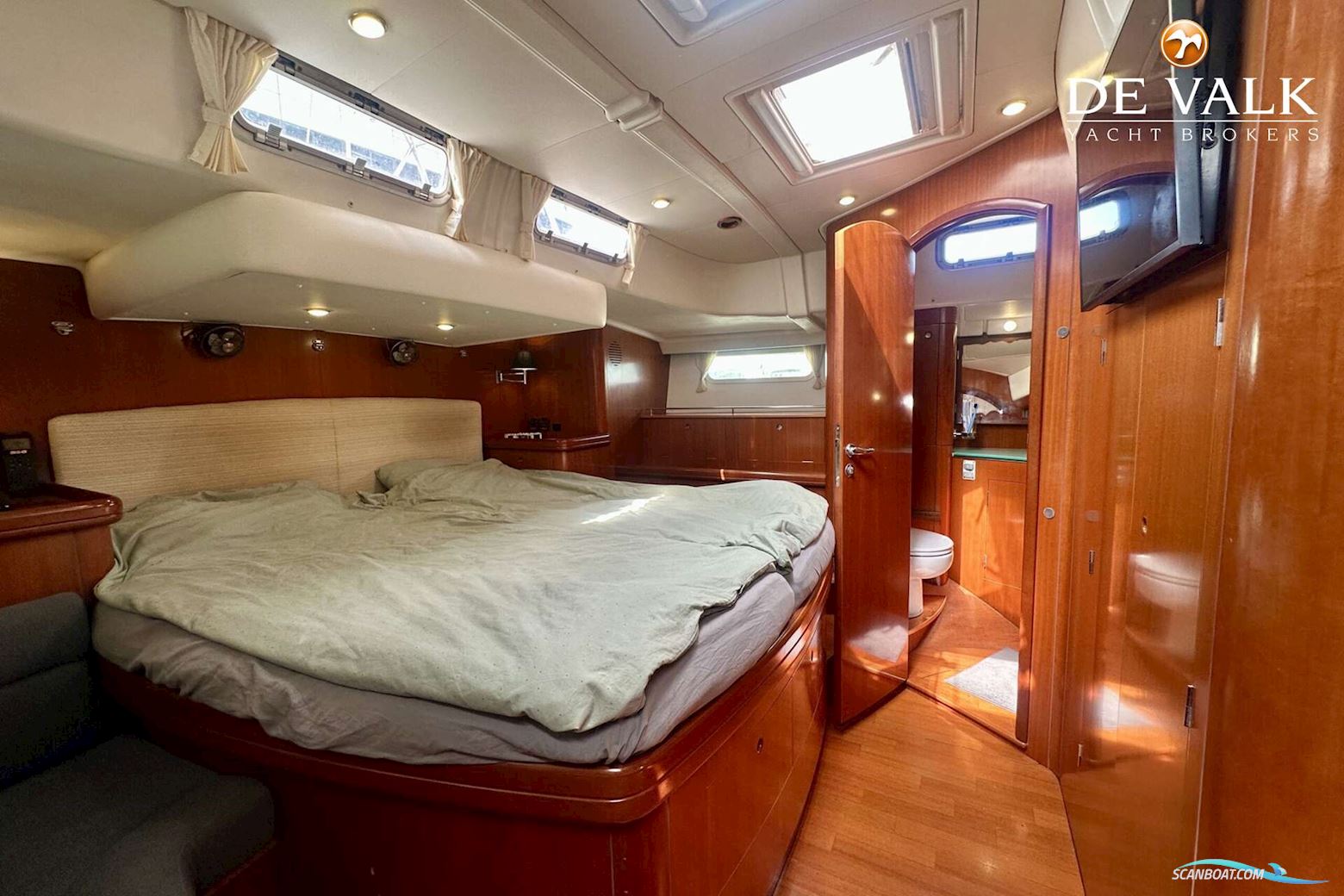 Beneteau 57