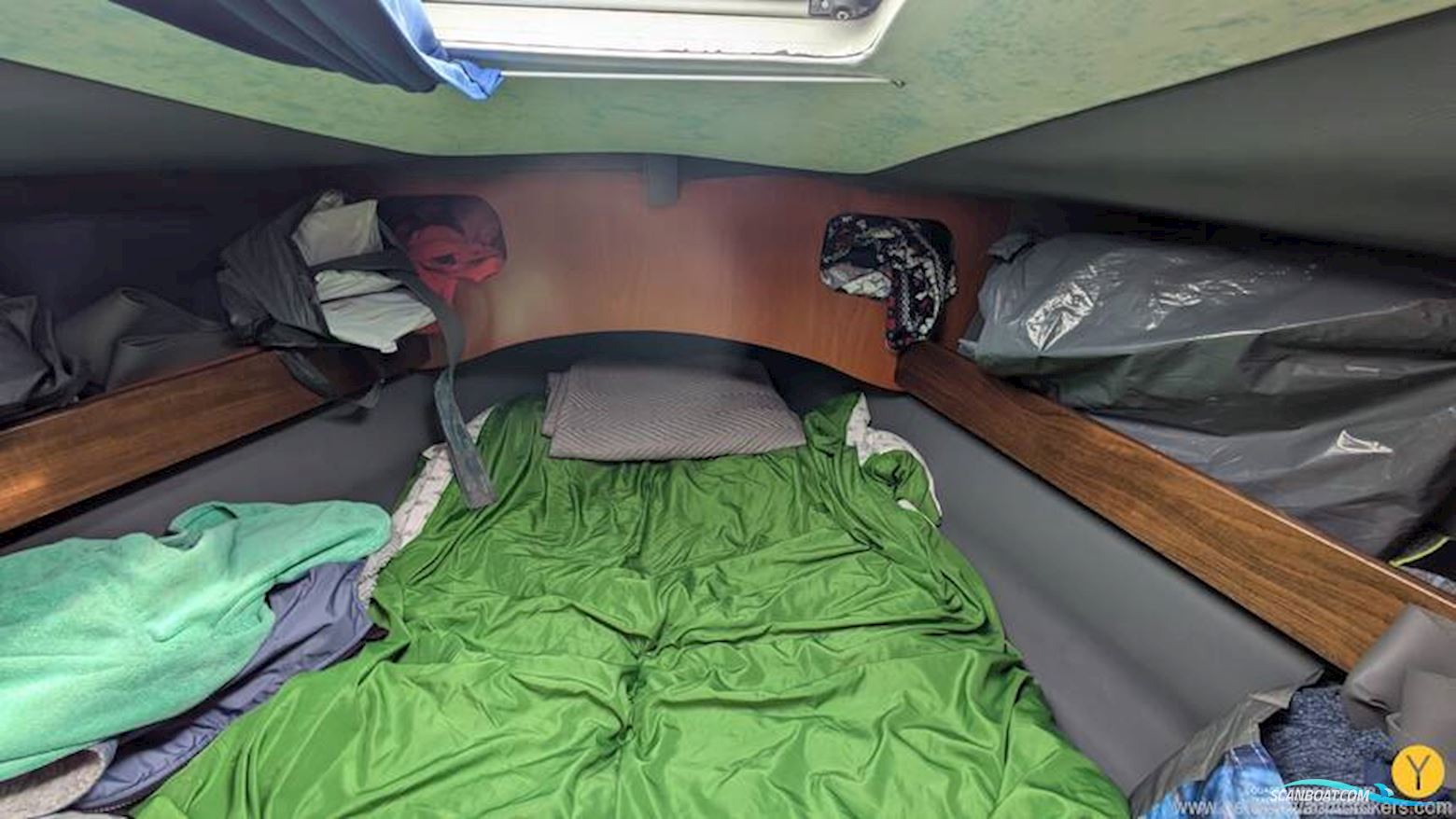 Beneteau Antares 9