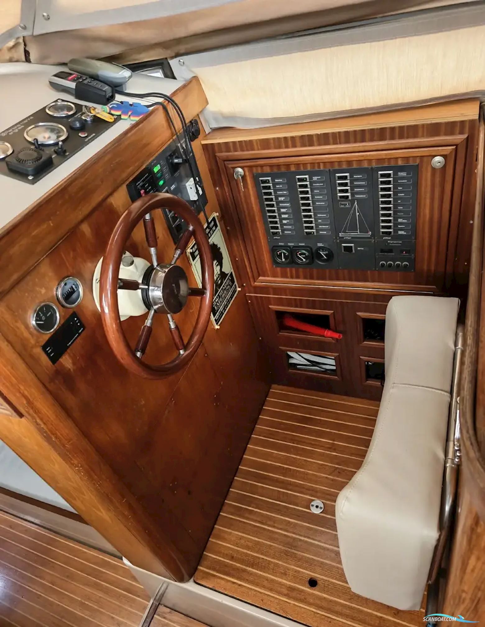 Beneteau Evasion 37