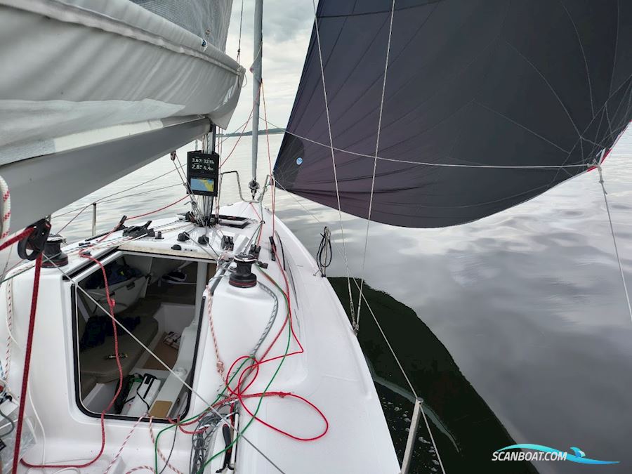 Beneteau First 24