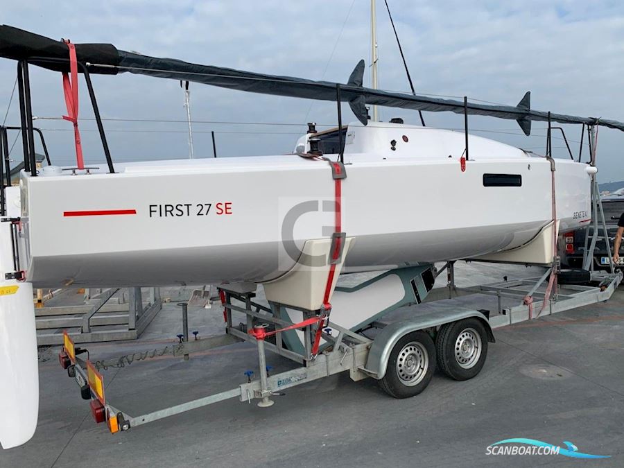 Beneteau First 27 SE