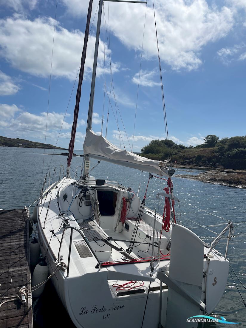 Beneteau First 27.7