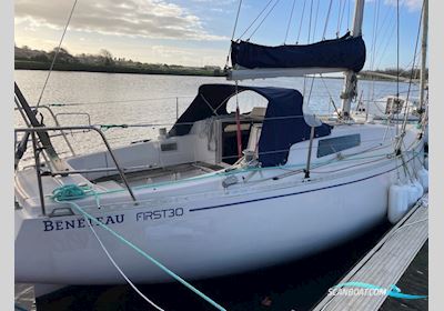 Beneteau First 30 Sailingboat 1980, with Yanmar engine, Portugal