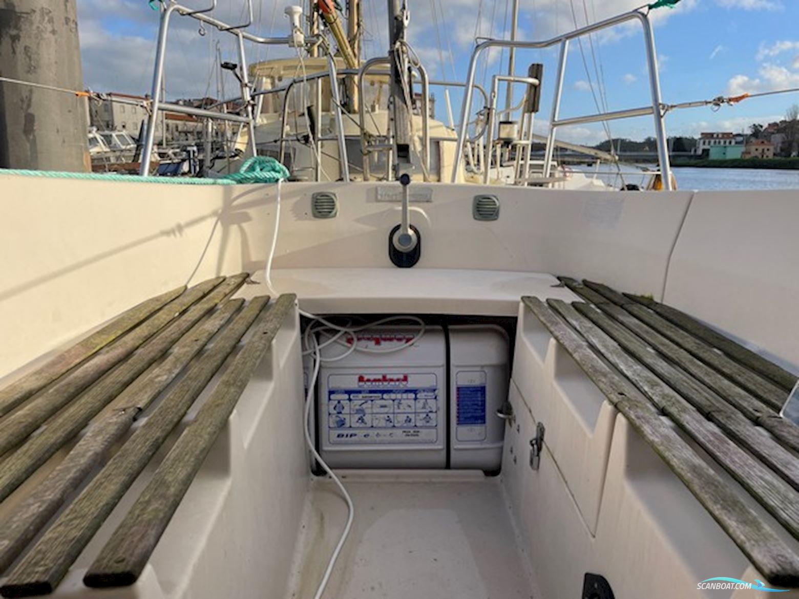 Beneteau First 30