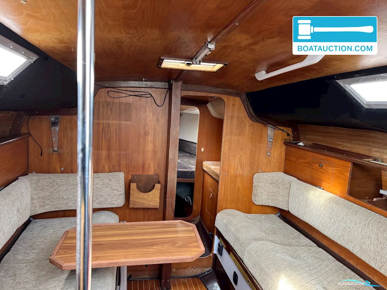 Beneteau First 30