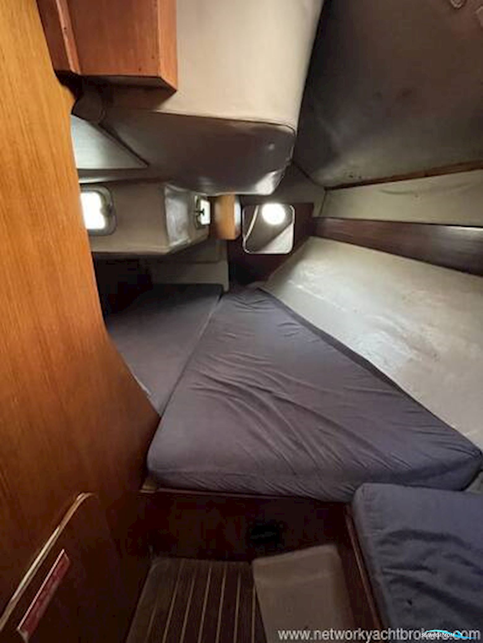 Beneteau First 305