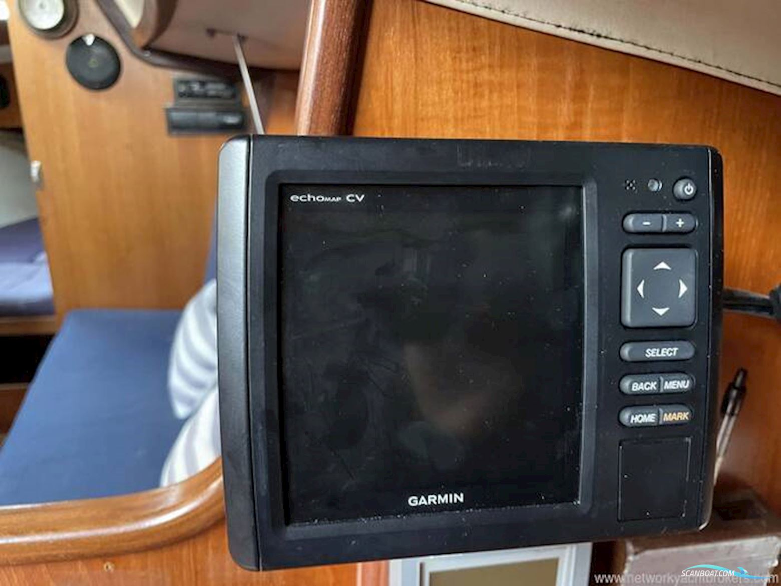 Beneteau First 305