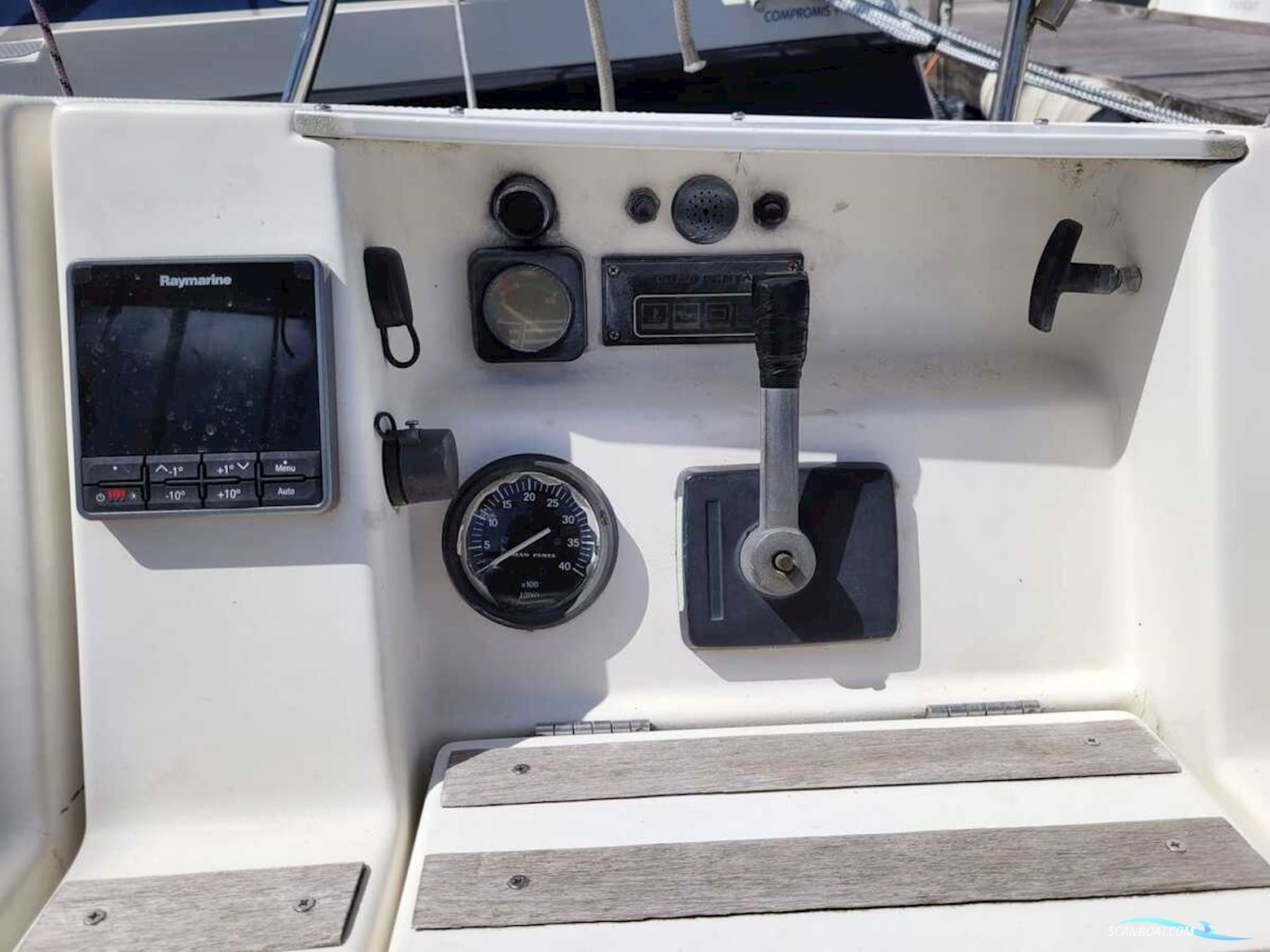 Beneteau First 310
