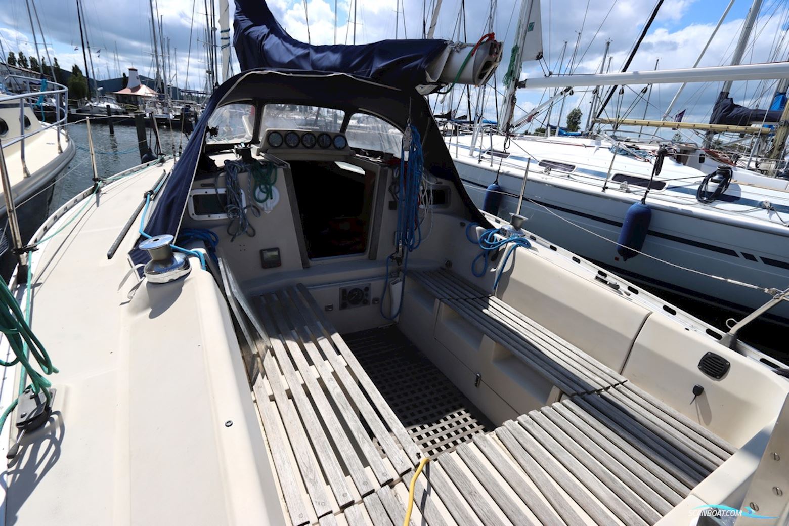 Beneteau First 32