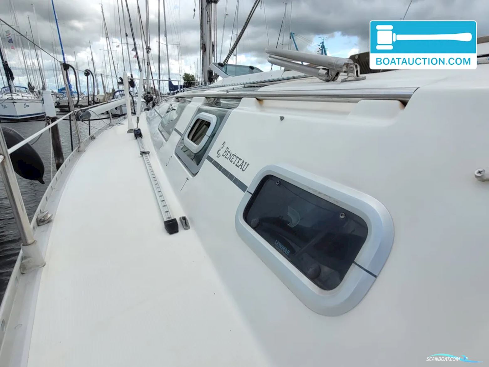 Beneteau First 32s5