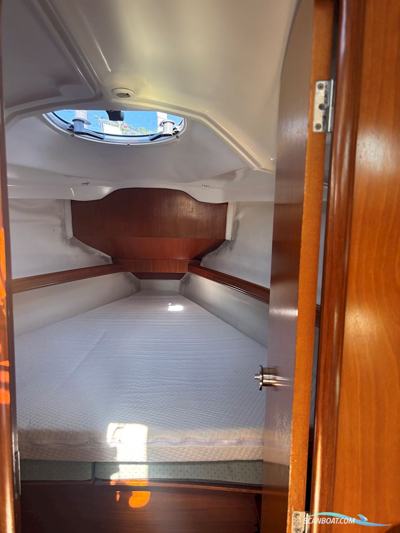 Beneteau First 33.7
