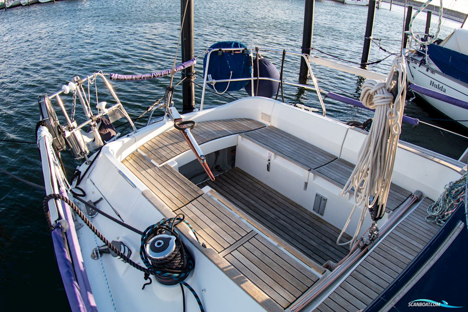 Beneteau First 345