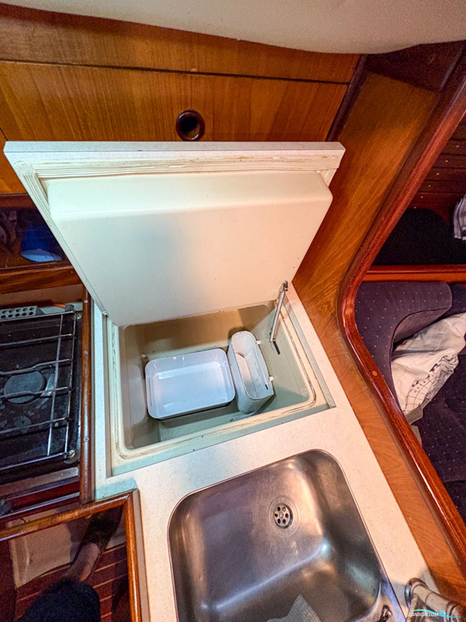 Beneteau First 345