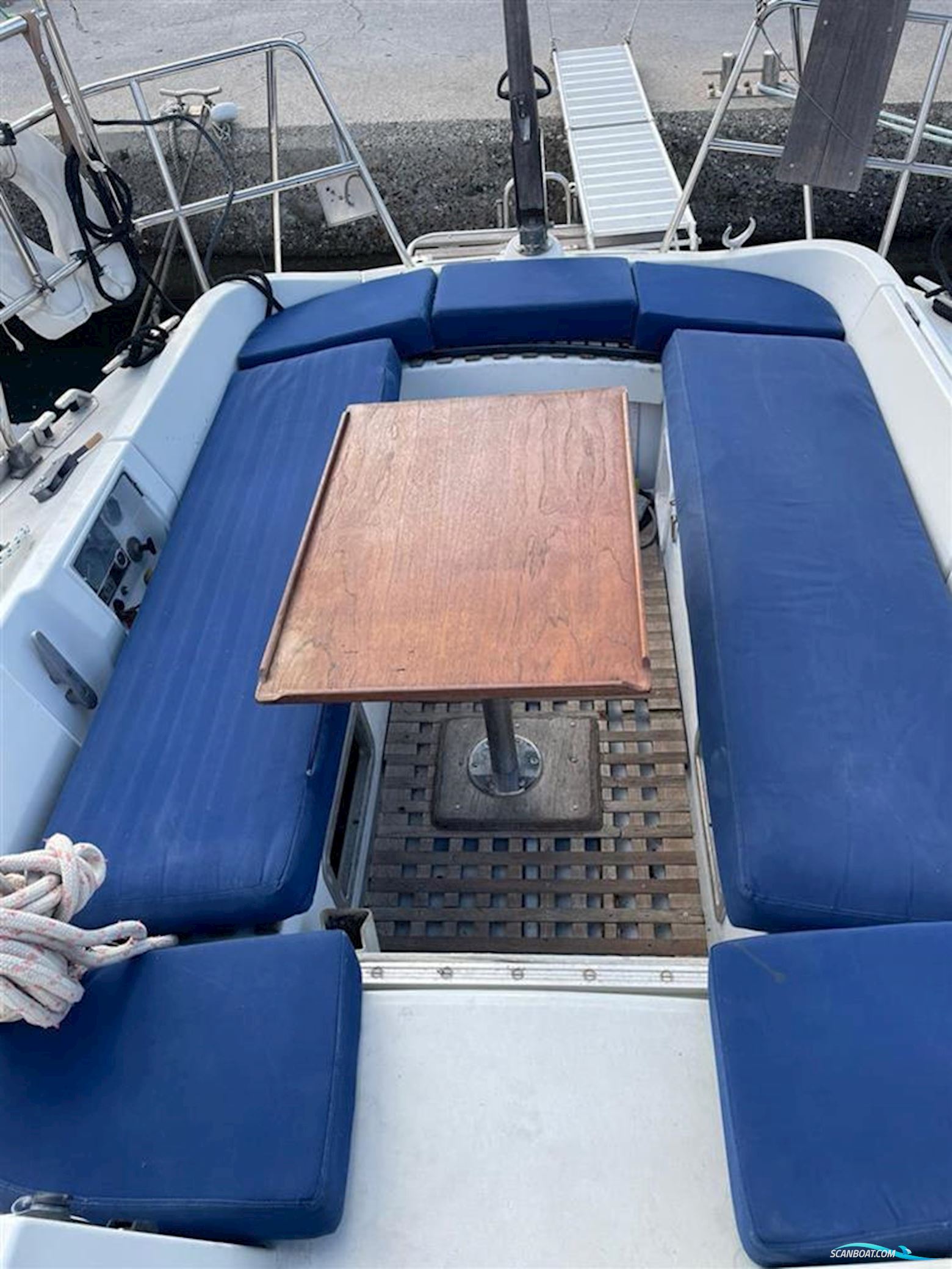 Beneteau FIRST 345