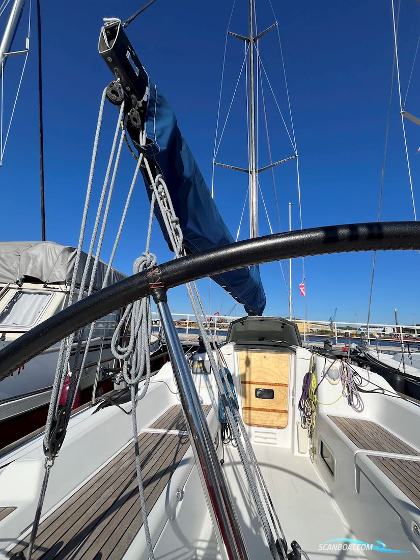 Beneteau First 34.7