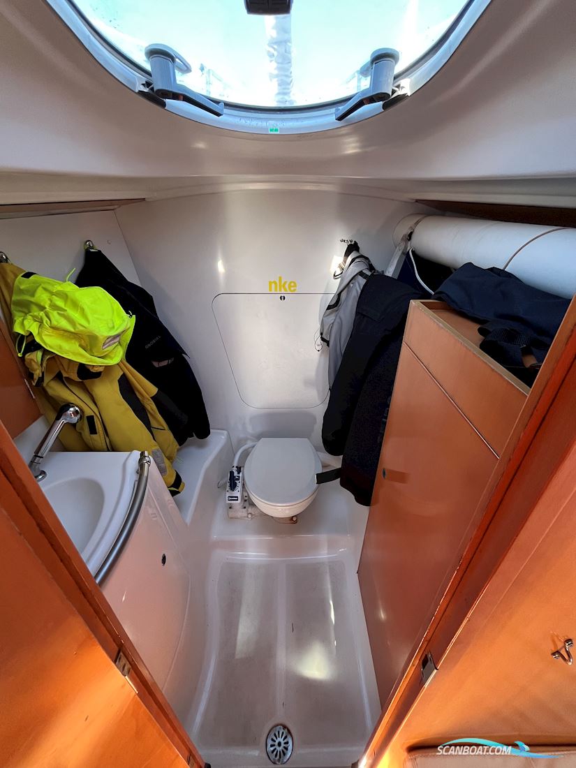 Beneteau First 34.7