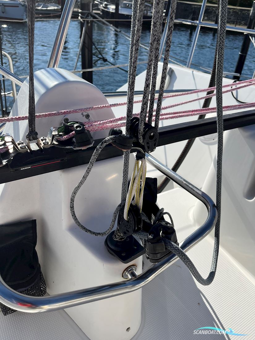 Beneteau First 34.7