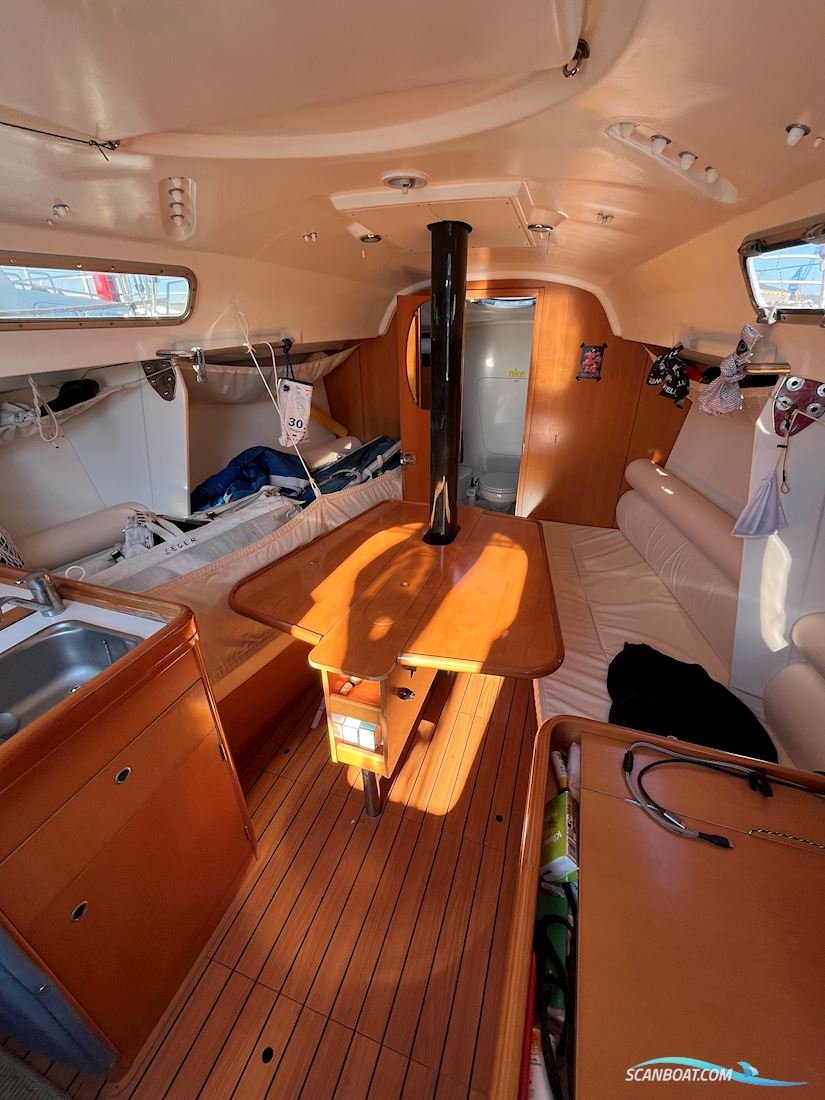 Beneteau First 34.7