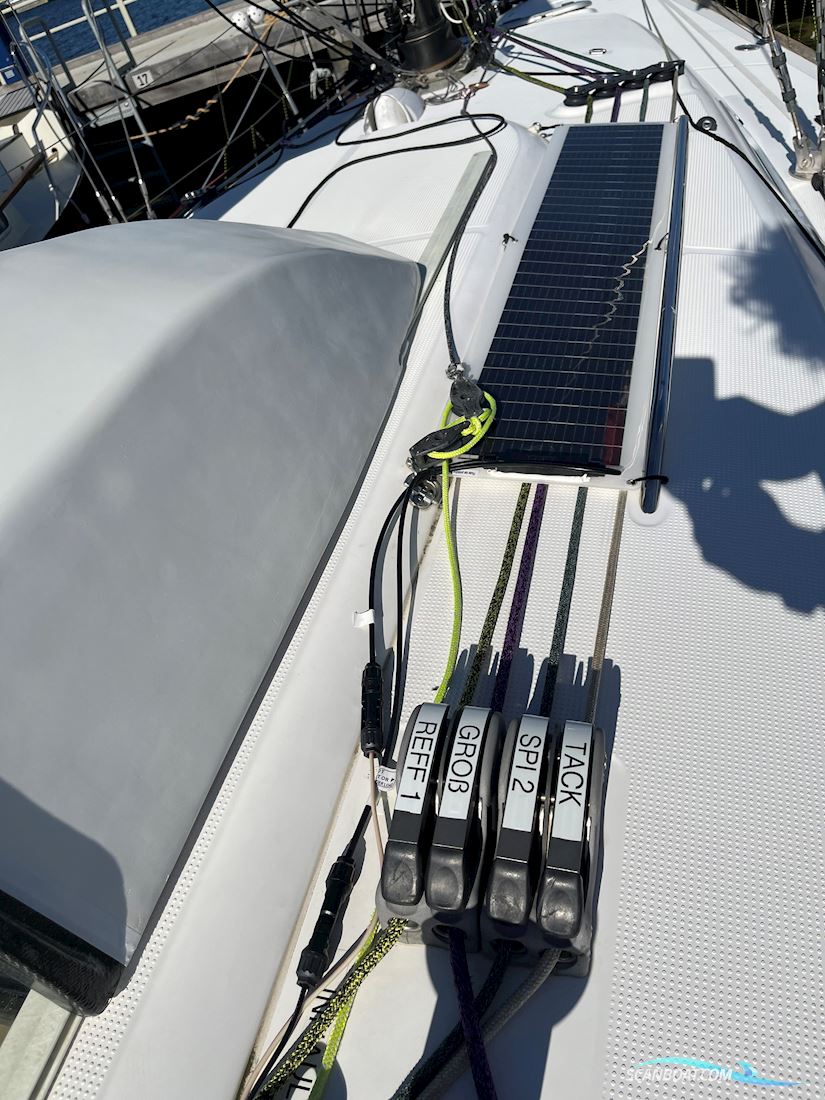 Beneteau First 34.7