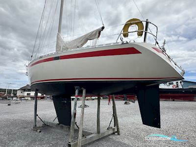 Beneteau First 35 Sailingboat 1981, with Perkins engine, United Kingdom