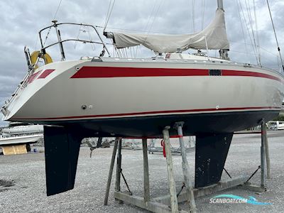 Beneteau First 35 Sailingboat 1981, with Perkins engine, United Kingdom