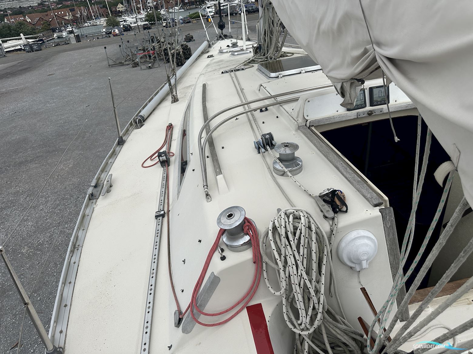 Beneteau First 35