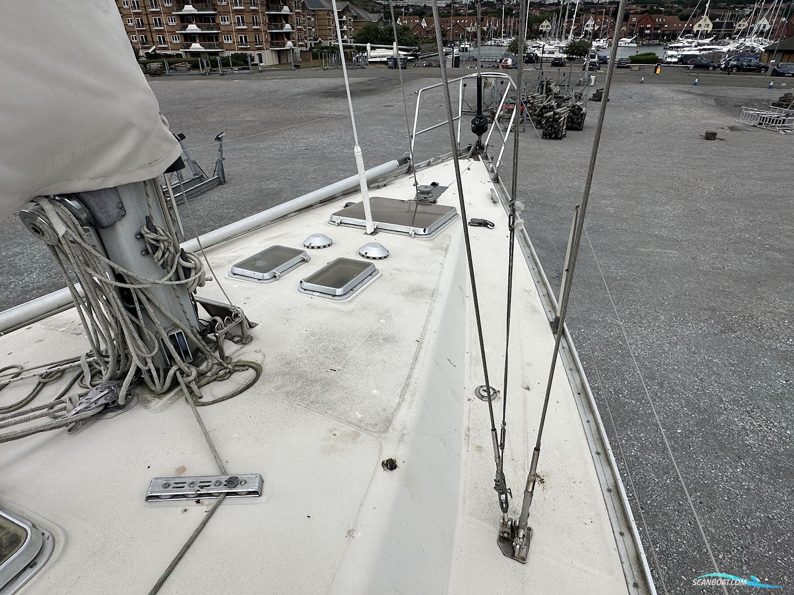 Beneteau First 35