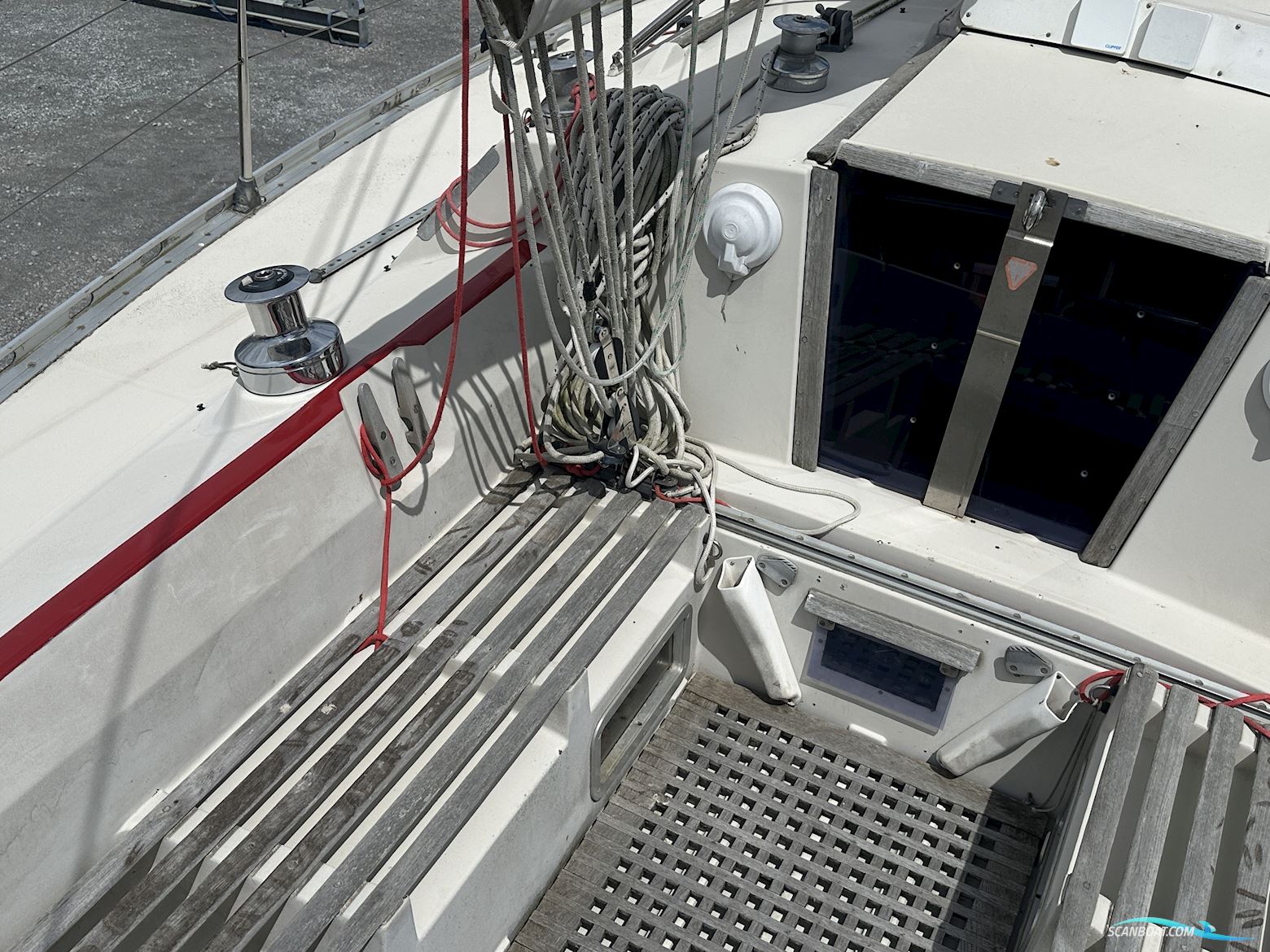 Beneteau First 35