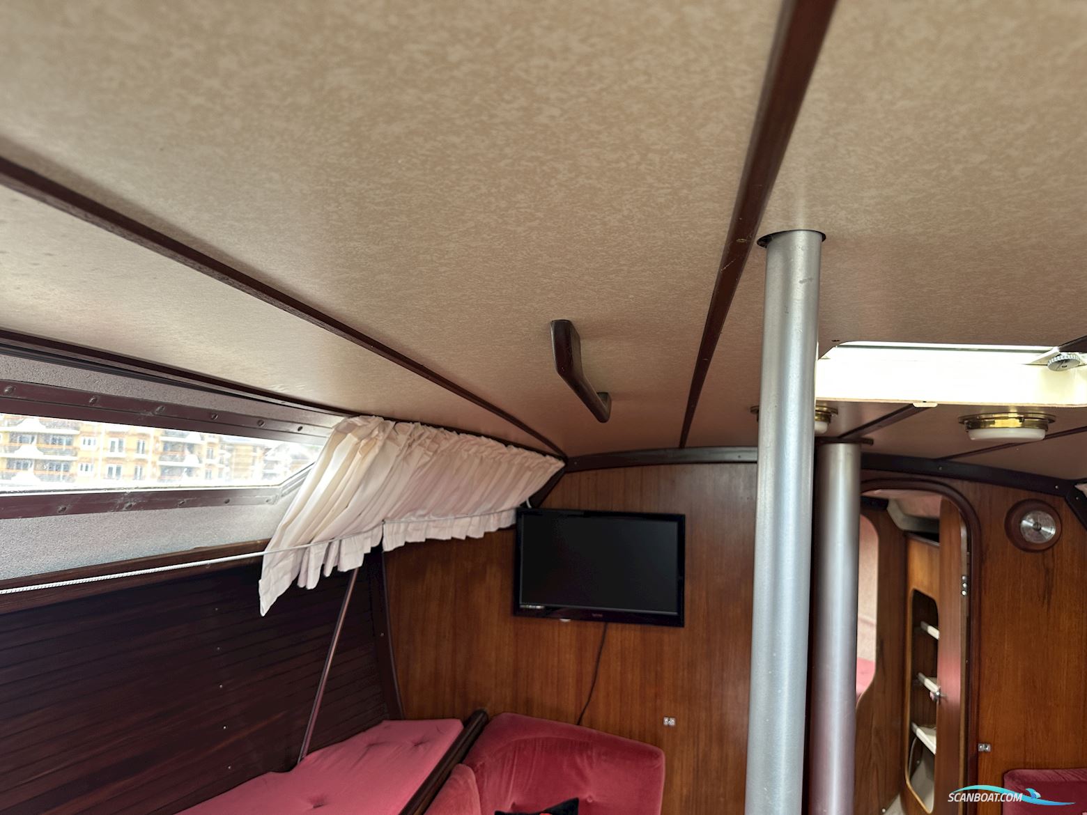 Beneteau First 35