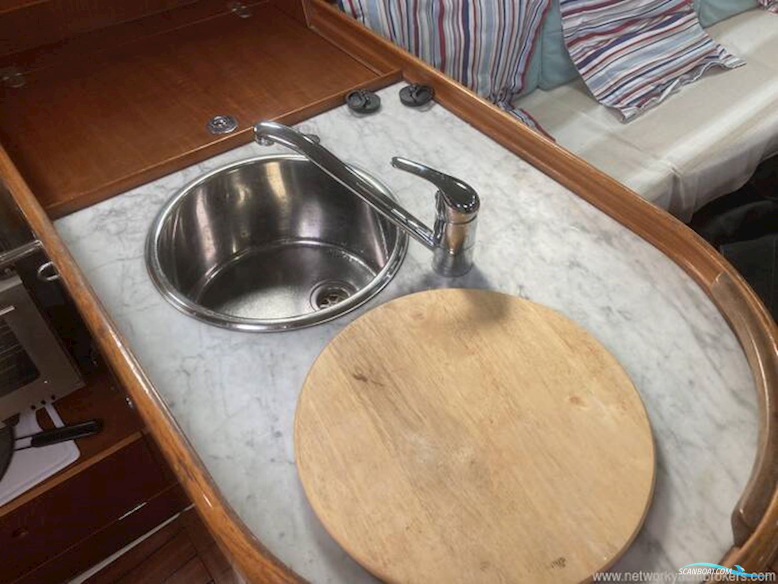 Beneteau First 35.7