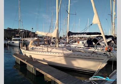 Beneteau First 38 Sailingboat 1982, with Beta Marine engine, Portugal