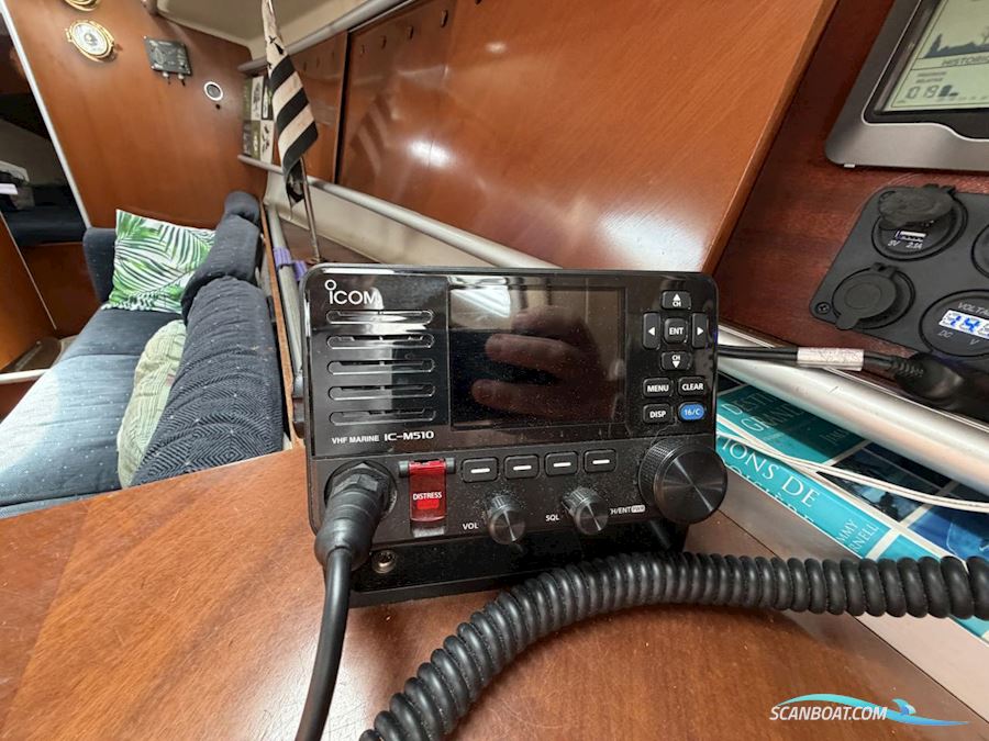 Beneteau First 38s5