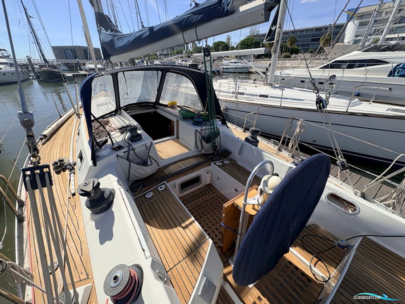 Beneteau First 405