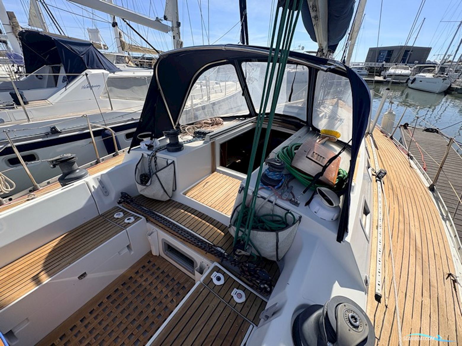 Beneteau First 405