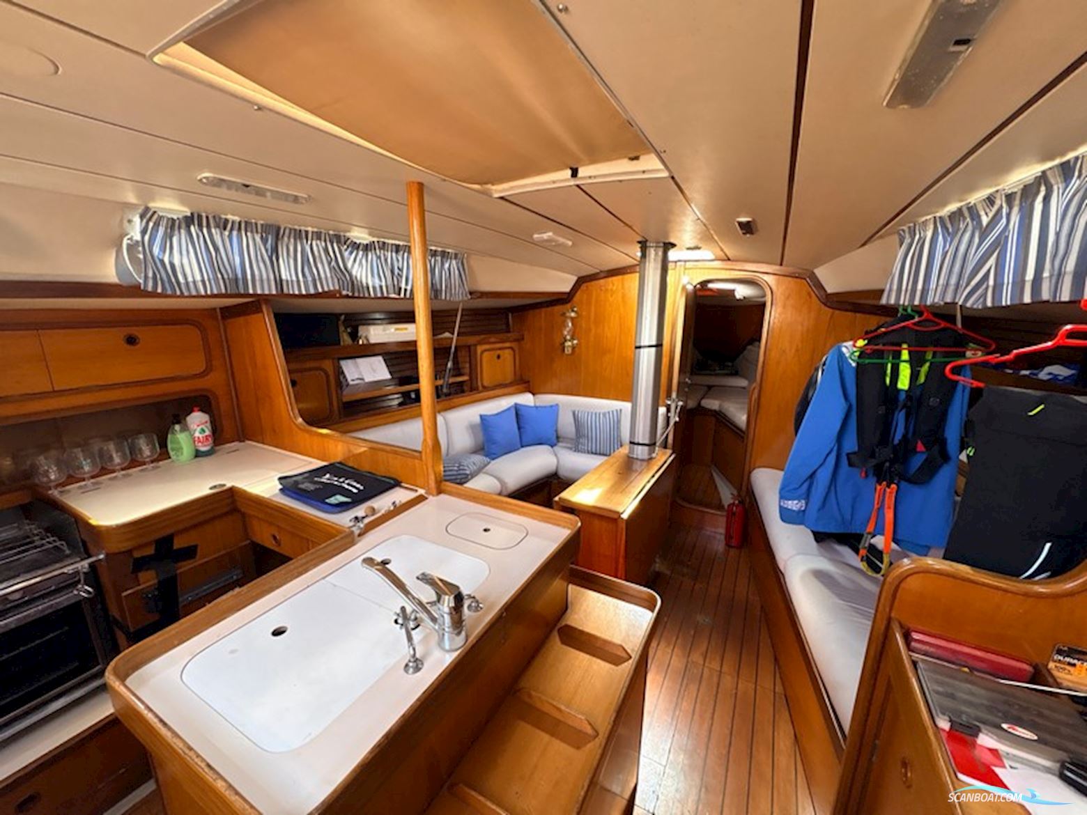 Beneteau First 405