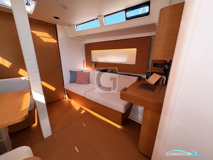 Beneteau First 44