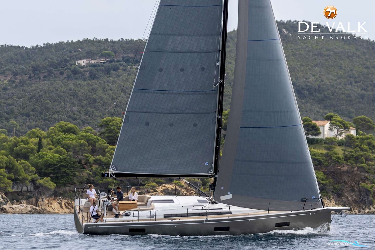 Beneteau First 44
